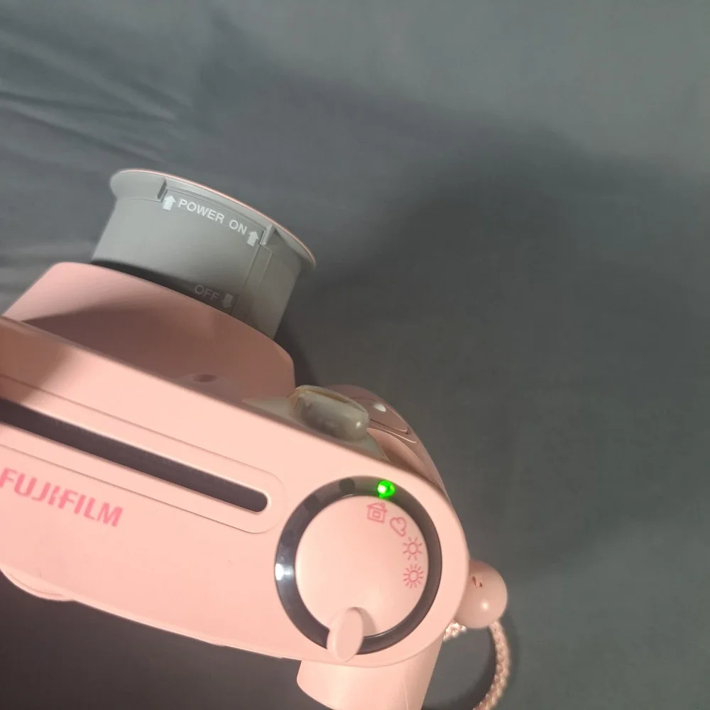 Fujifilm Instax Mini 7S Instant Film Camera Pink Retro Photography Y2K Coquette